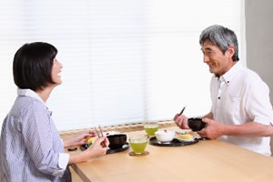 インプラントと入れ歯の大きな違い